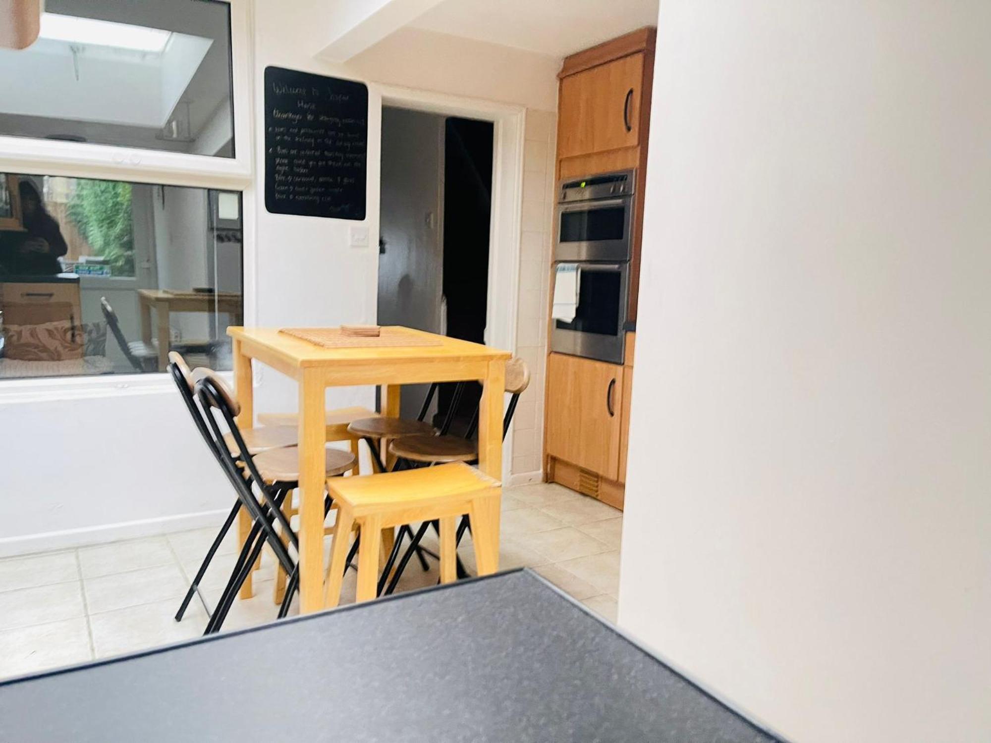 Lovely Dog Friendly, 3 Bed Home Sleeps 8, With Parking & Fenced Garden Work Contractor Leisure, Jasper CBG Exterior photo